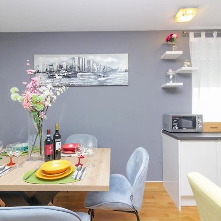 Appartement Apartman Tara à Zadar Extérieur photo