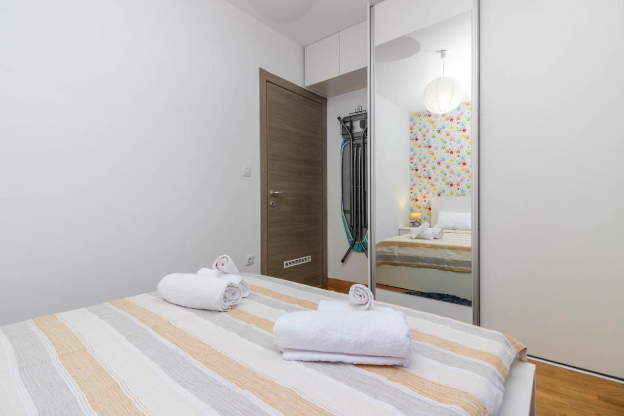 Appartement Apartman Tara à Zadar Extérieur photo