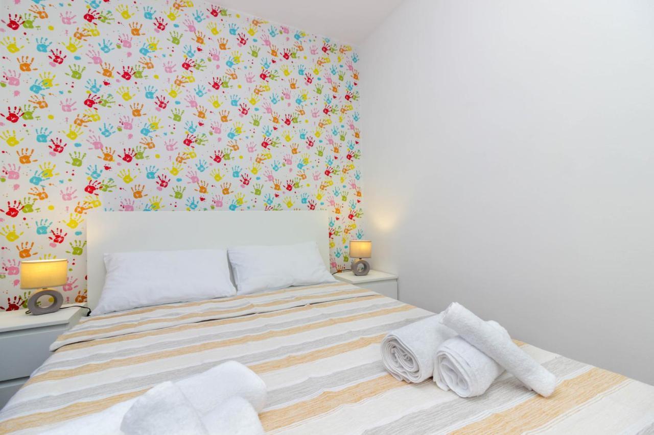Appartement Apartman Tara à Zadar Extérieur photo
